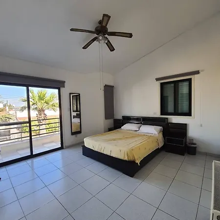 Bright And Cozy 2-bedroom In